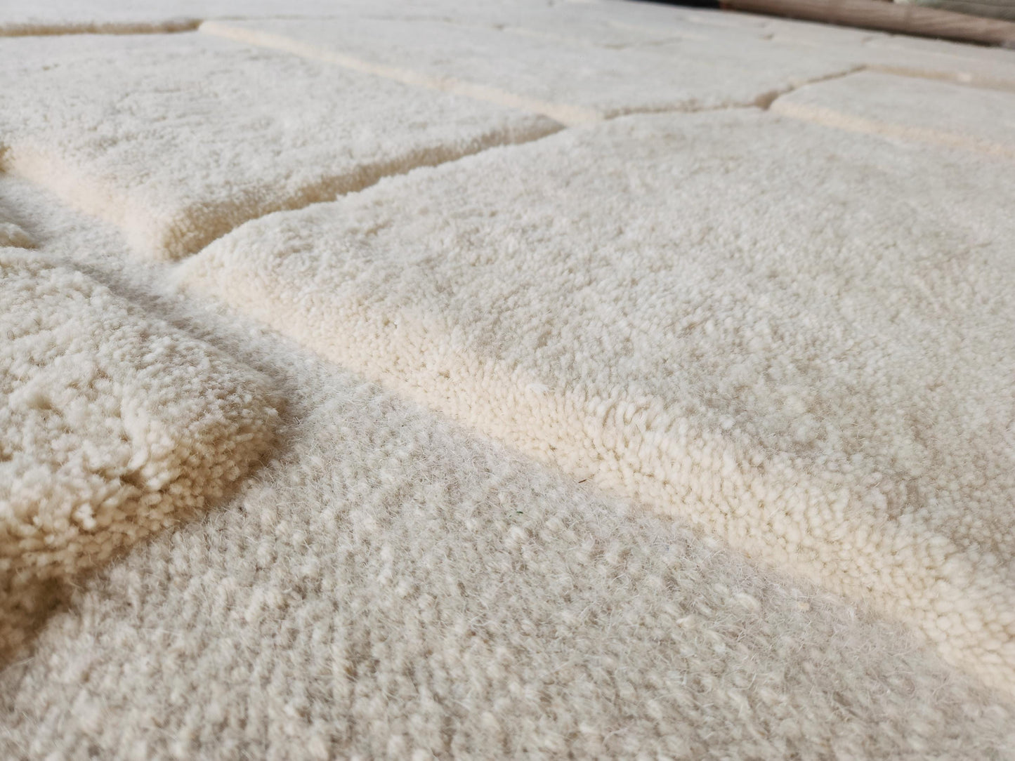 Hand-Knotted Ivory Wool Rug | Natural Cut Pile Fluffy Carpet