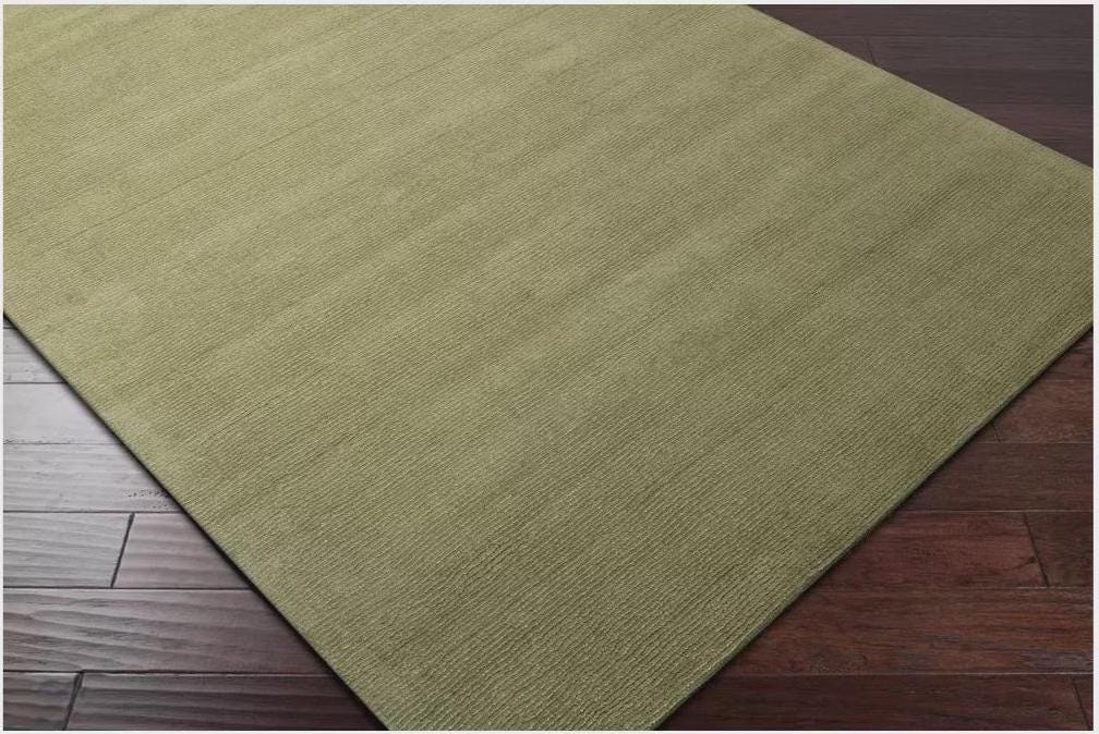 Handwoven Wool Rug: Green Solid Color, Soft & Durable, Woollen rug
