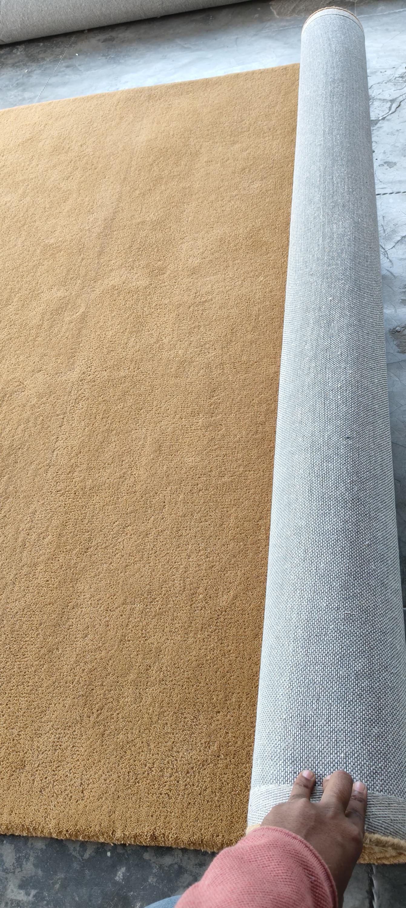 Hand-Tufted New Zealand Wool Rug - Solid Rust Modern Carpet