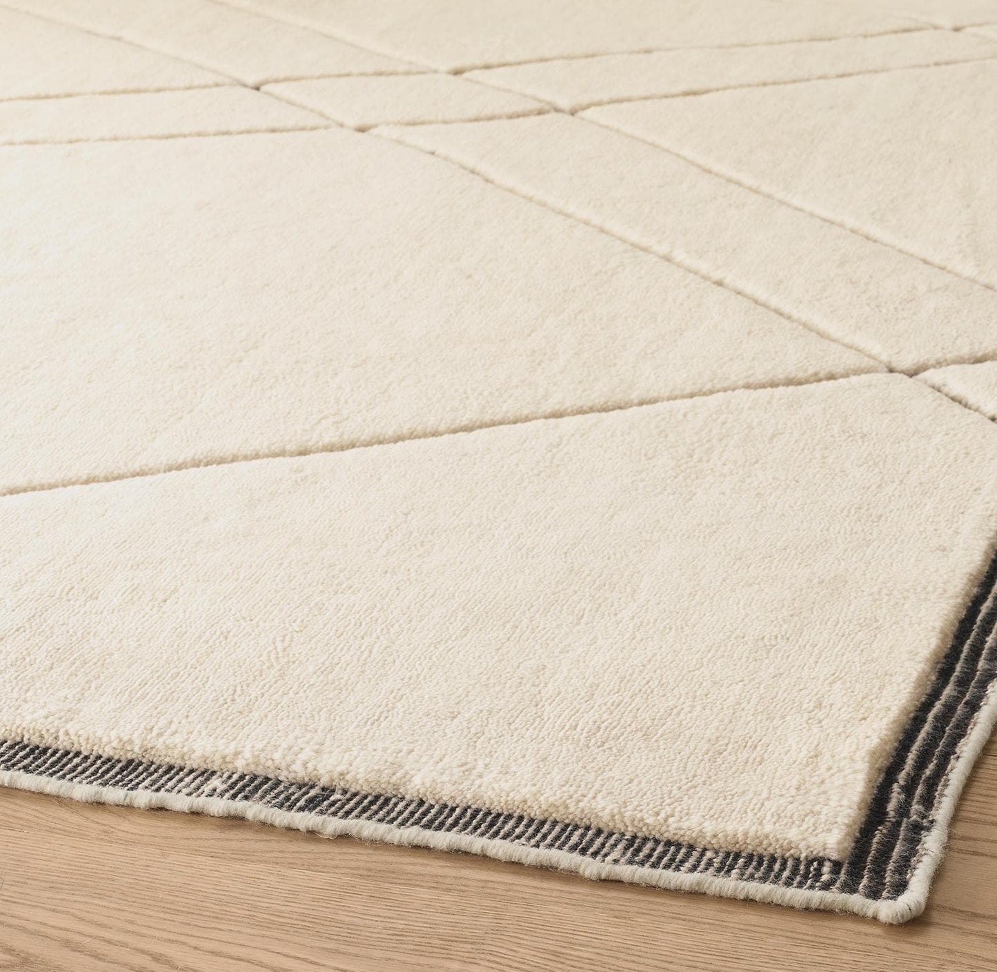 Handwoven New Zealand Wool Rug: Abstract Diamond Design, Very soft woollen carpet.
