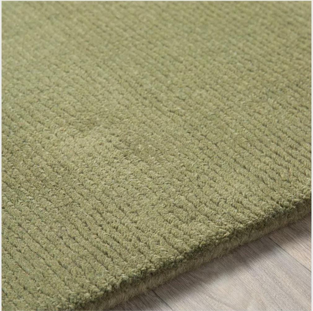 Handwoven Wool Rug: Green Solid Color, Soft & Durable, Woollen rug