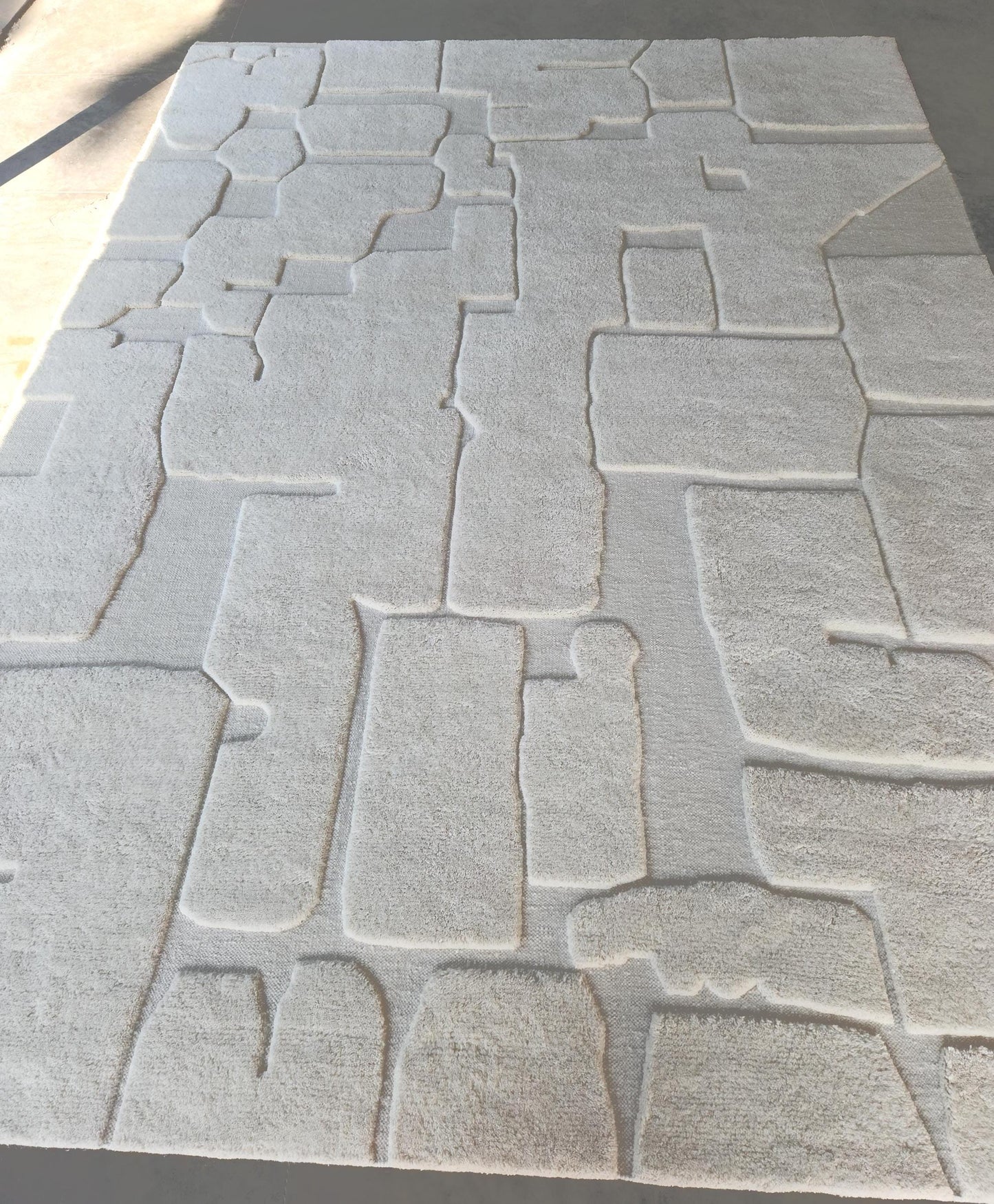 Hand-Knotted Ivory Wool Rug | Natural Cut Pile Fluffy Carpet